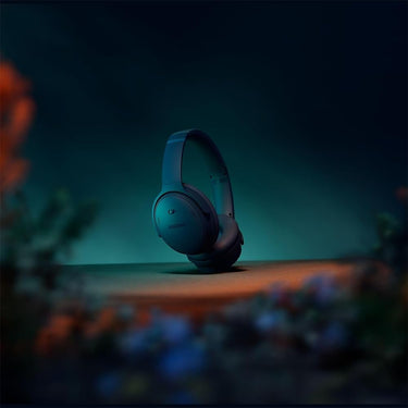 Bose QuietComfort Wireless Over-Ear Bluetooth Headphones Power Bundle