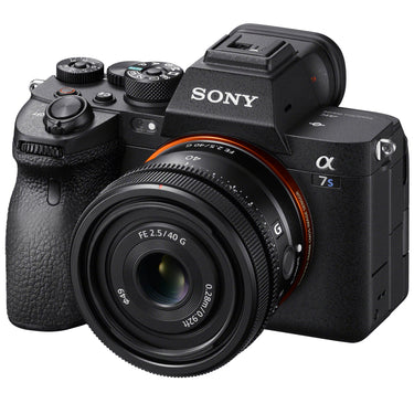 Sony a7S III Mirrorless Full Frame Camera Body +40mm F2.5 G Lens SEL40F25G Kit Bundle