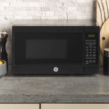 GE 0.7 Cu. Ft. Capacity Countertop Microwave Oven - Open Box