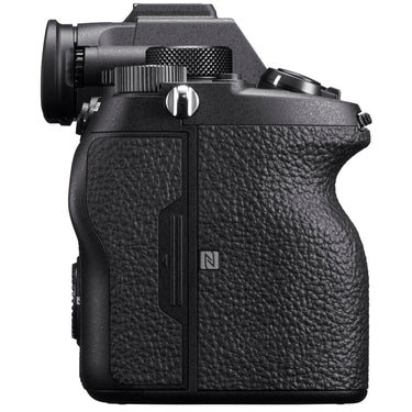 Sony  a7R IV Mirrorless Full Frame Camera Body + ACCVC2 Vlogger Tripod & Mic Kit