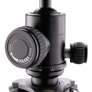 Nikon Compact Outdoor Tripod - Damage Box