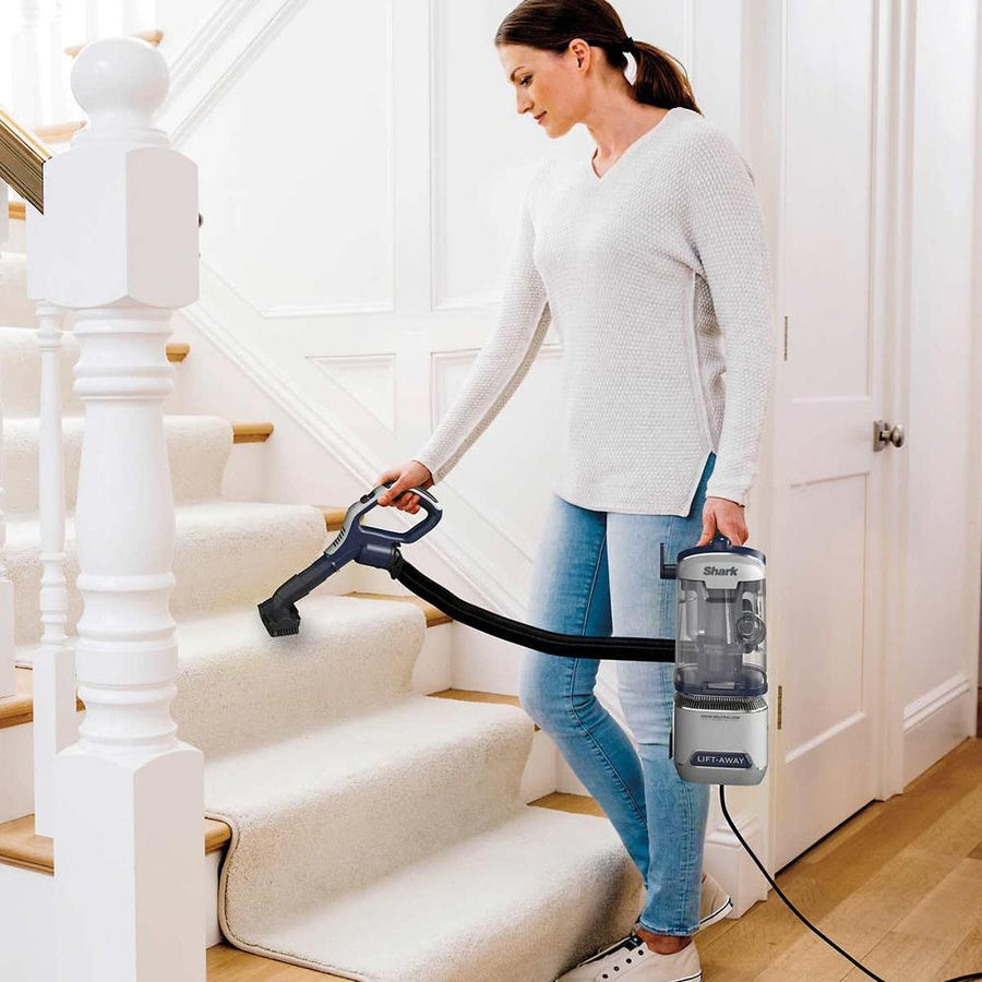 Shark UV900 Pet Performance Plus Lift-Away Upright Vaccum - Refurbished