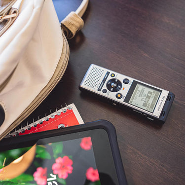 OM SYSTEM Olympus WS-882 Digital Voice Recorder, Silver/Black (V420330SU000)