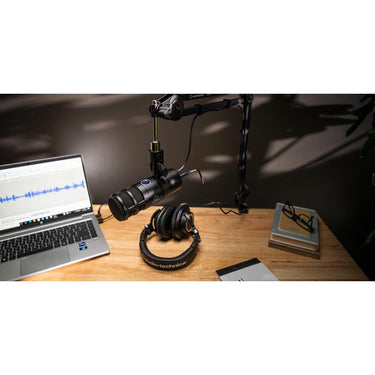Audio-Technica AT2040USB Hypercardioid Dynamic Podcast USB Microphone, Black