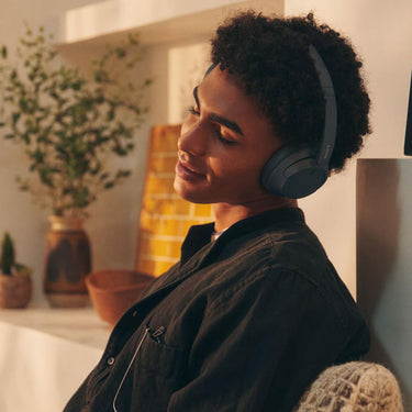 Sony WH-CH720N Wireless Noise Cancelling Headphone Black + 26Month Extended Warranty