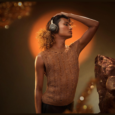 Bose QuietComfort Ultra Headphones (2nd Gen) - Desert Gold