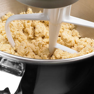 KitchenAid Artisan Series 5-Quart Tilt-Head Stand Mixer in Cast Iron Black - KSM150PSBK