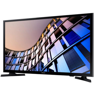 Samsung 32-Inch 720p Smart LED TV (2017 Model) + Wall Mount Bundle