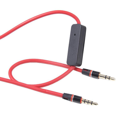 Deco Essentials Aux-To-Lightning Cable w/ In-Line Microphone and Remote AL100B