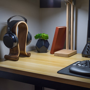 Deco Gear Wood Headphone Display Stand Secure Tabletop Holder w/ Hard Travel Case