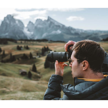 Tamron 17-70mm F/2.8 Di III-A RXD Lens for APS-C Sony E-Mount Mirrorless Cameras B070