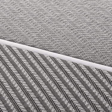 Simmons Beautyrest Black X-Class Hybrid Plush Queen Mattress - 700810874-1050