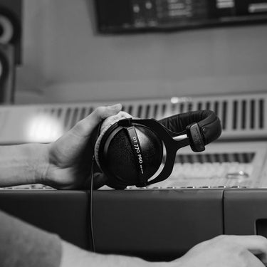 BeyerDynamic DT 770 PRO 250 Ohms Studio Headphones - Open Box