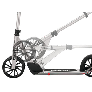 Razor A5 DLX Scooter (Silver) - 13013211 with Deco Drawstring Bag