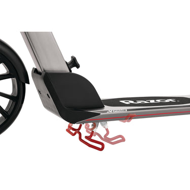 Razor A5 DLX Scooter (Silver) - 13013211 with Deco Drawstring Bag