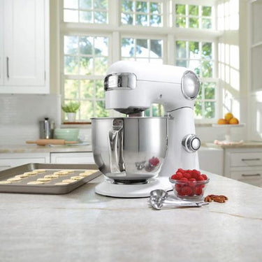 Cuisinart Precision Master 5.5-Quart 12-Speed Stand Mixer (White Linen)