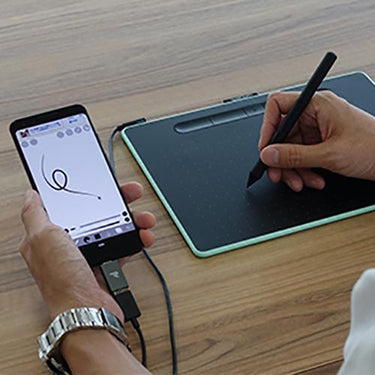 Wacom Intuos Creative Pen Tablet with Bluetooth - Medium; Green - Open Box