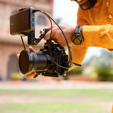 Nikon Z8 Full Frame FX Mirrorless 8K Camera Body + 24-200mm F4-6.3 VR Lens Kit Bundle