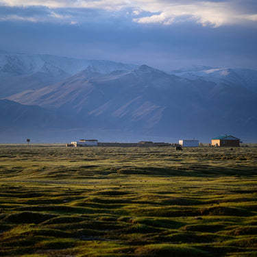 Tamron 150-500mm F/5-6.7 Di III VC VXD Zoom Lens for Nikon Z-Mount Cameras Bundle