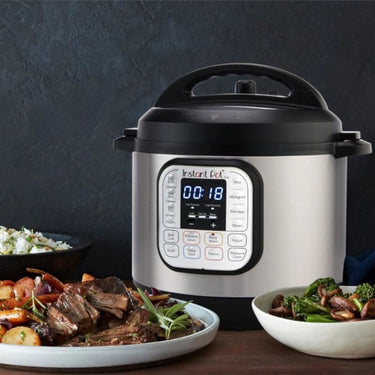 Instant Pot Duo 8 Quart 7-in-1 Electric Pressure Cooker -  Refurbished