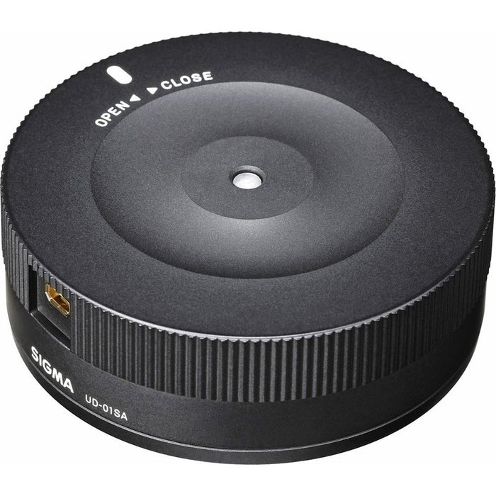 Sigma 50mm f/1.4 DG HSM A-Mount Lens for Sony A Cameras  - 311205 with USB Dock Bundle