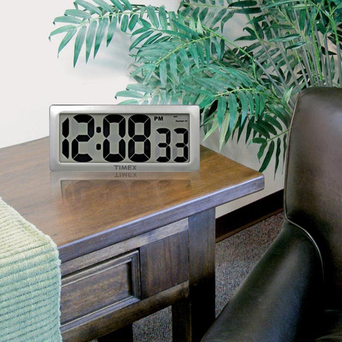 Timex 13.5" Timex IntelliTime Clock