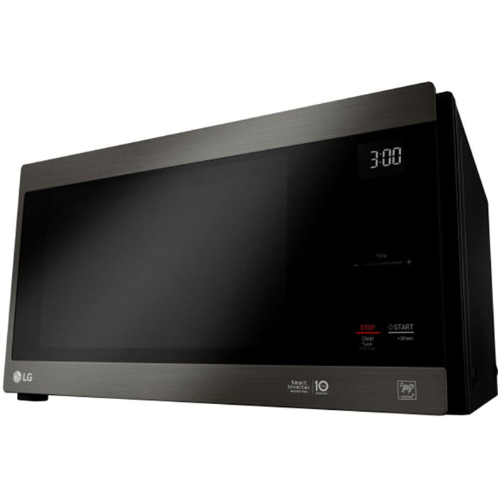 LG 1.5 Cu. Ft. NeoChef Countertop Microwave in Black Stainless Steel- LMC1575BD