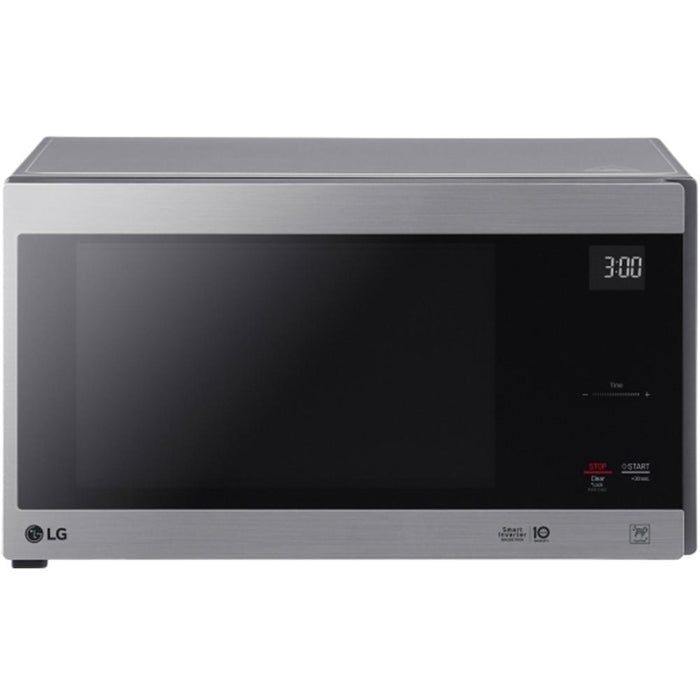 LG 1.5 Cu. Ft. NeoChef Countertop Microwave in Stainless Steel - LMC1575ST