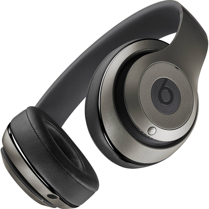 Beats By Dre Studio Bluetooth Wireless Over-Ear Headphone + Built-in Mic (Titanium) MHAK2AM/B
