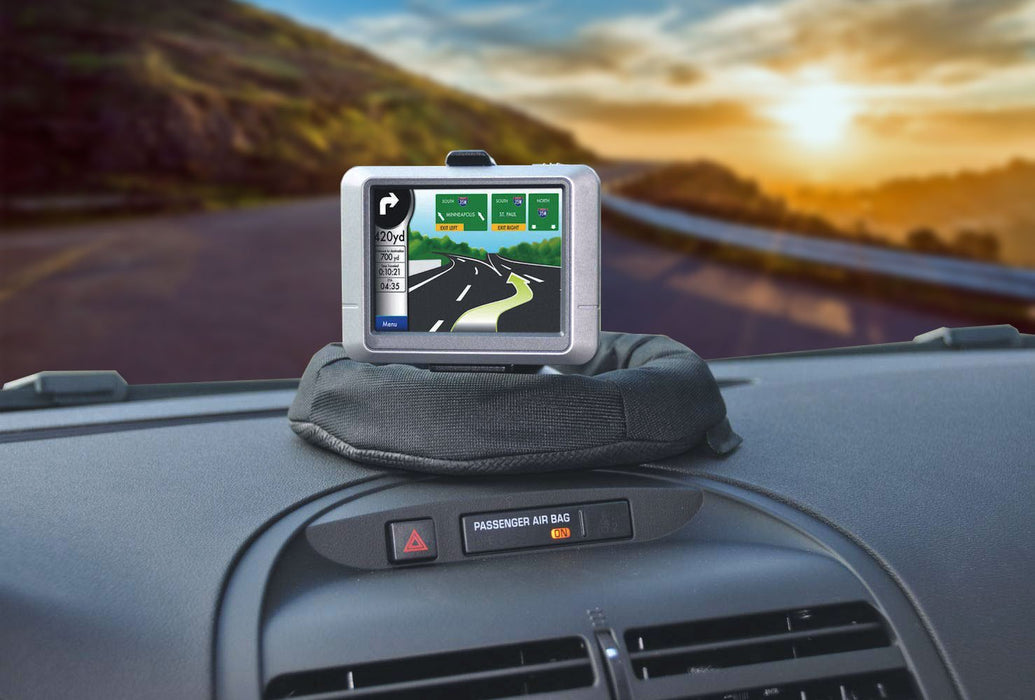 Garmin DriveSmart 65 & Traffic 6.95" Display GPS Navigator with Case and Mount Bundle