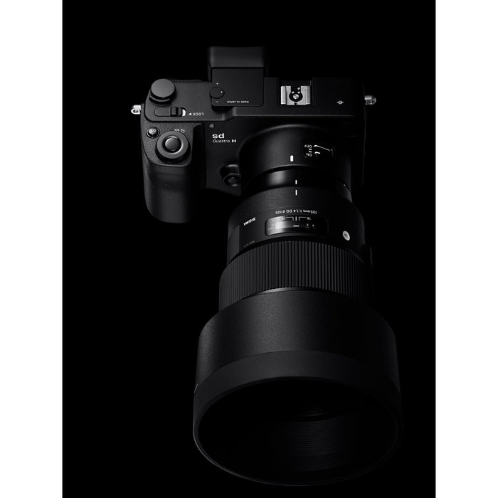 Sigma 105mm F1.4 DG HSM Art Lens Canon EF Mount Bundle + Sigma USB Dock & Backpack Kit
