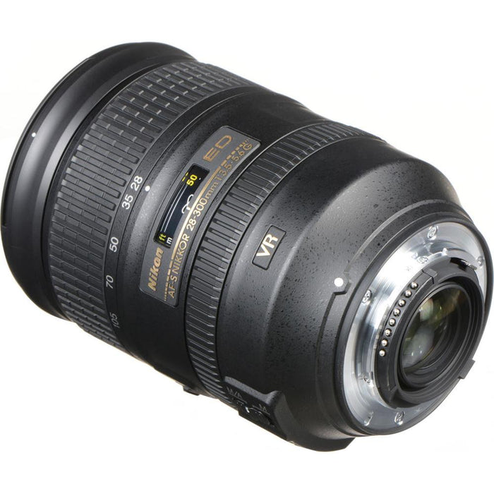 Nikon 28-300mm f/3.5-5.6G ED VR AF-S NIKKOR Lens + Sandisk 128GB Memory Card
