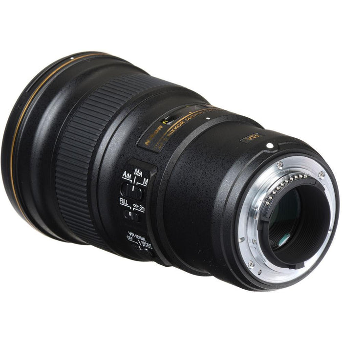Nikon AF-S NIKKOR 300mm f/4E PF ED VR Lens w/ Sandisk 64GB Class 10 Memory Card