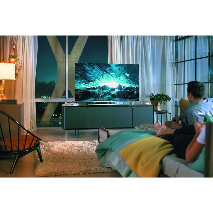 Samsung UN82RU8000 82" RU8000 LED Smart 4K UHD TV (Open Box)