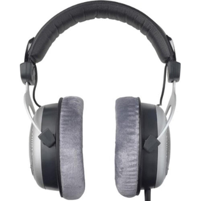 BeyerDynamic DT 880 Premium Headphones 600 OHM + Audio Entertainment Bundle