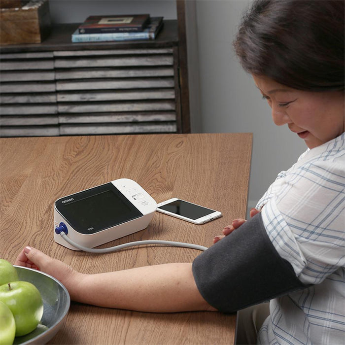Omron 10 Series Wireless Bluetooth Upper Arm Blood Pressure Monitor BP7450