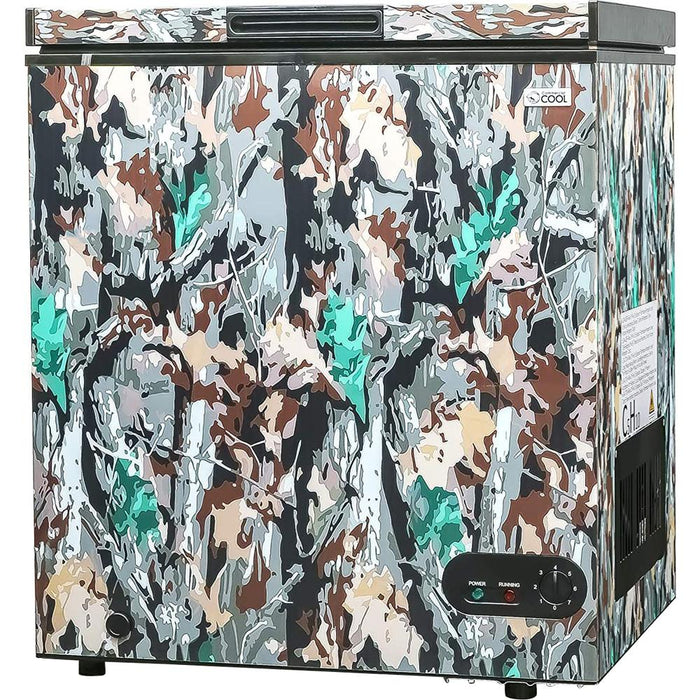 Commercial Cool CCFE54CAM6 5.4 Cu. Ft. Manual Defrost Chest Freezer, Camouflage Print