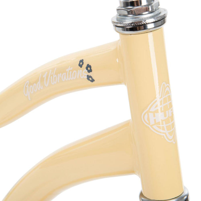 Huffy Good Vibrations Women's Cruiser Bike, Soft Vanilla w/ Bike Lock & Tool Kit