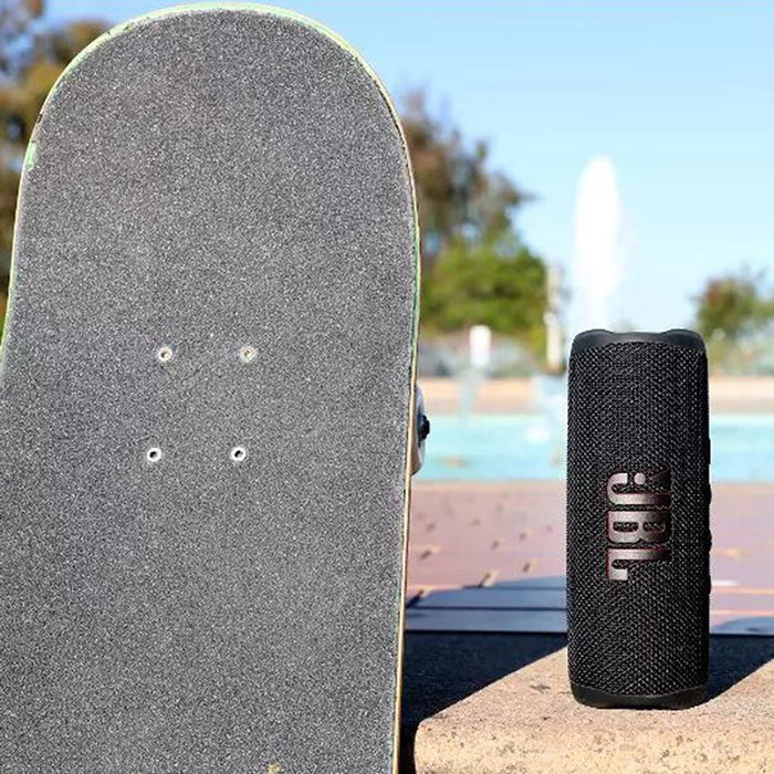 JBL Flip 6 Review: A Simple And Powerful Portable Bluetooth Speaker