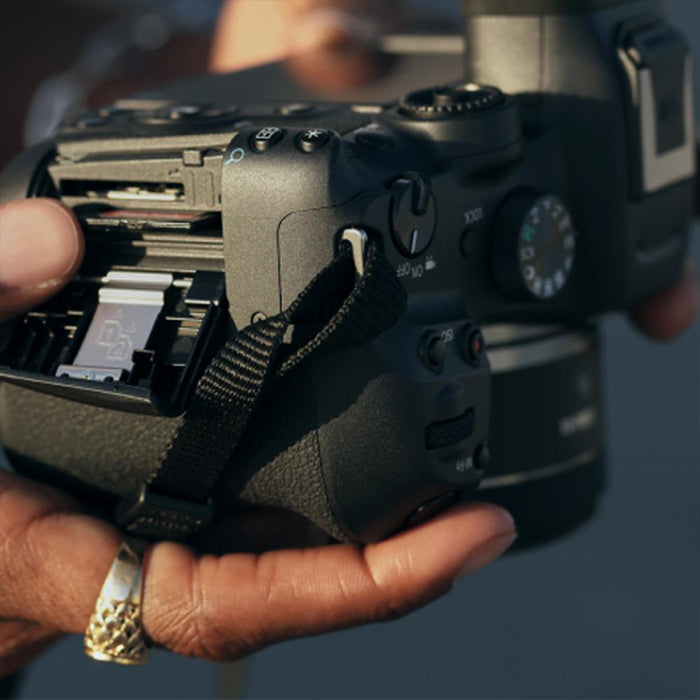 Canon EOS R7 APS-C Camera with 4K Video 32.5 MP CMOS Body + 3 Year Warranty