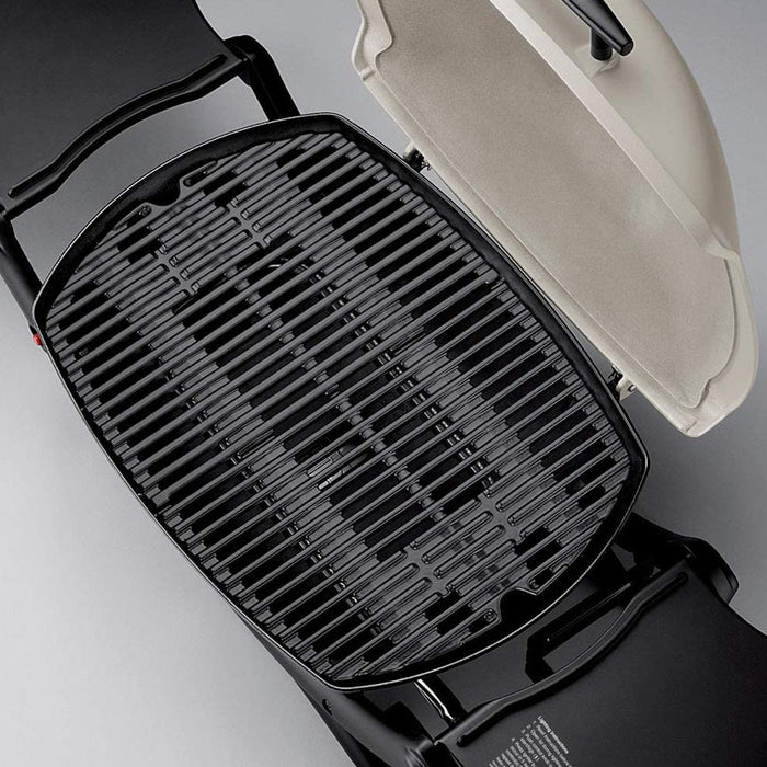 Weber Portable Gas Grill Liquid Propane Titanium + 2x Cooking Oil and Oven Mitt